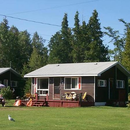 Wee Point Resort Manitowaning Zimmer foto