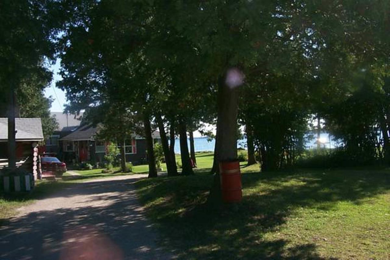 Wee Point Resort Manitowaning Exterior foto
