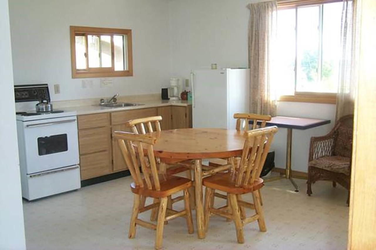 Wee Point Resort Manitowaning Zimmer foto
